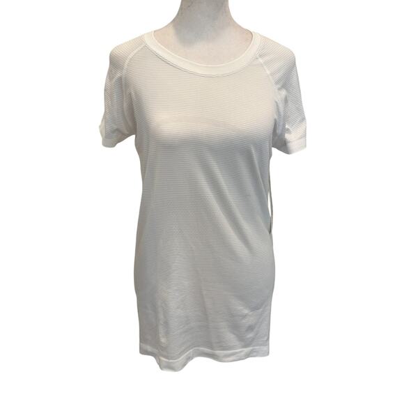 Lululemon White Swiftly Tech Short Sleeve 2.0 Women's Size 8 NEW - Picture 1 of 7